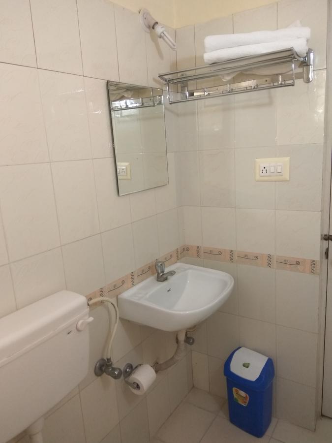 Vega Residency Hotel Bangalore Bagian luar foto